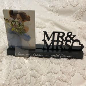 Mr. & Mrs. Photo Frame